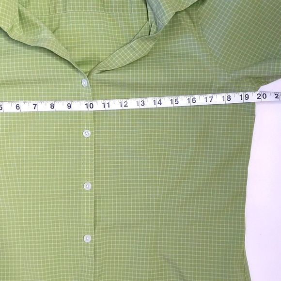 Eddie Bauer Wrinkle Resistant Stretch Button Down Short Sleeve Green Plaid shirt - Picture 6 of 7